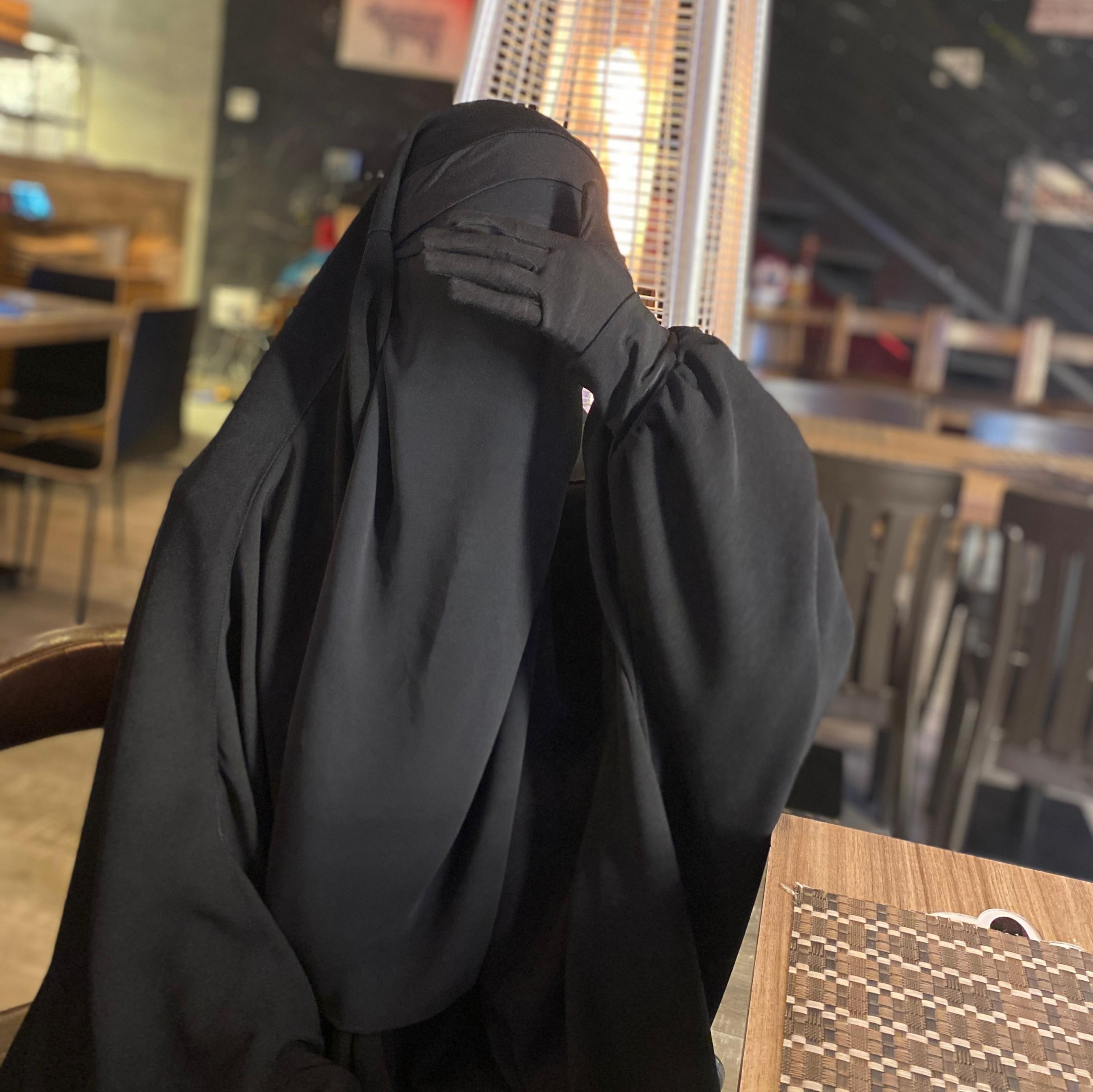 نور